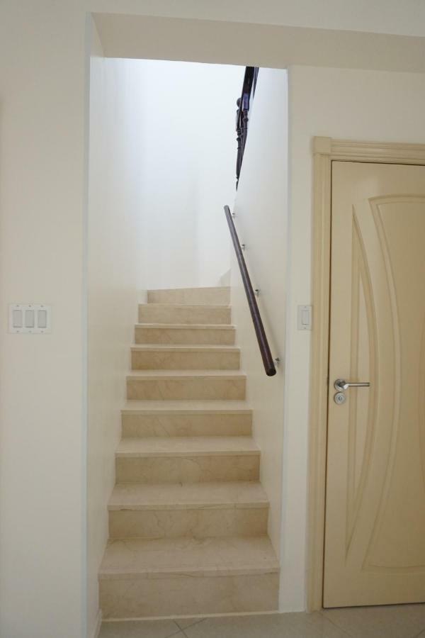 Self Contained Apartment With Private Kitchen Higher Heights, Barbados Christ Church Extérieur photo