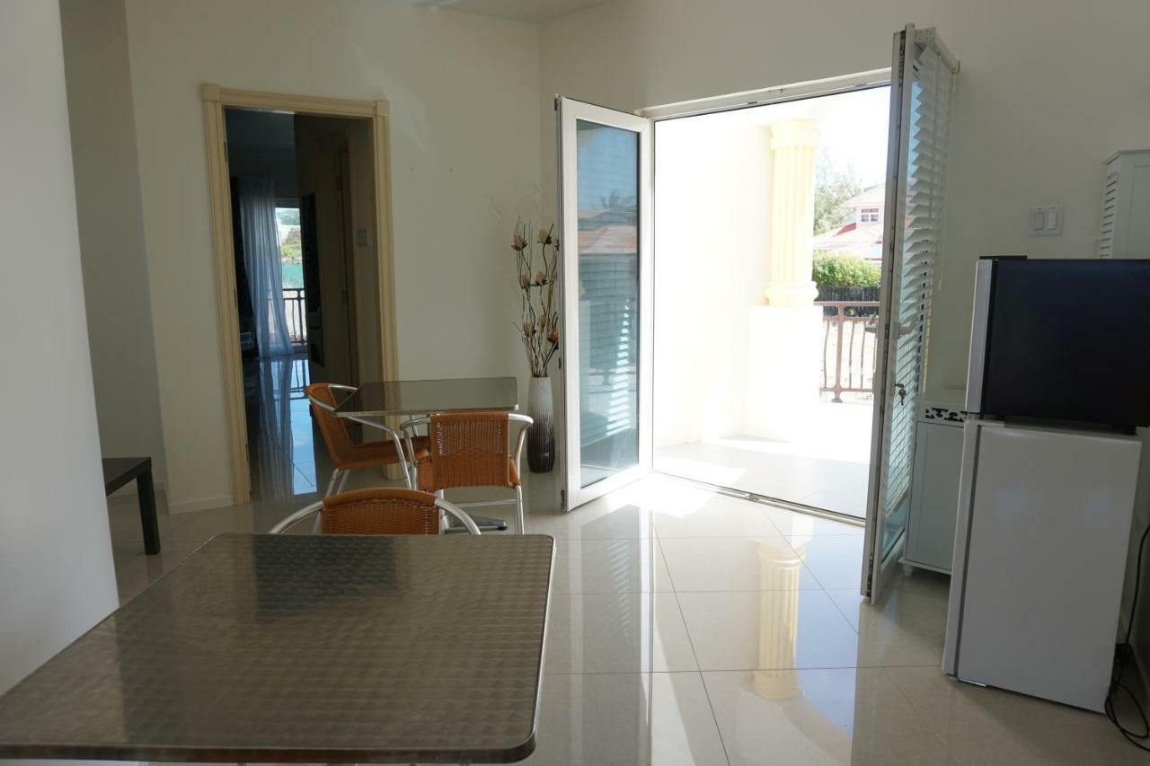 Self Contained Apartment With Private Kitchen Higher Heights, Barbados Christ Church Extérieur photo