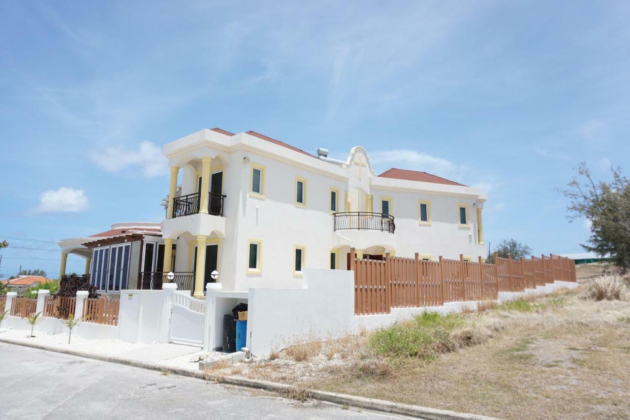 Self Contained Apartment With Private Kitchen Higher Heights, Barbados Christ Church Extérieur photo