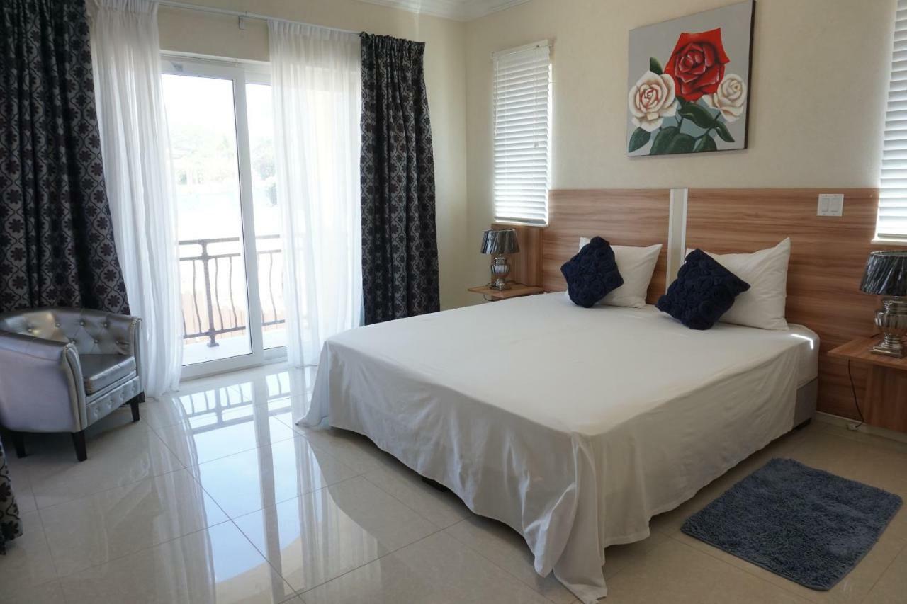 Self Contained Apartment With Private Kitchen Higher Heights, Barbados Christ Church Extérieur photo